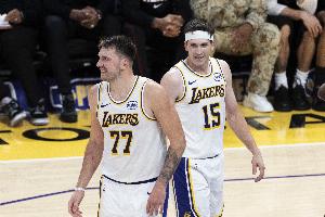 本赛季至今中投命中率前十球队：仅湖人命中率超5成 太阳49%第二