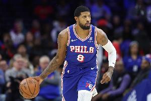 功底还在！乔治24分钟12中7拿到21分5板3助2断 三分7中4