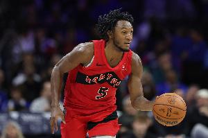 手感不错！奎克利半场5中4&三分2中2拿到12分 另有2板2助