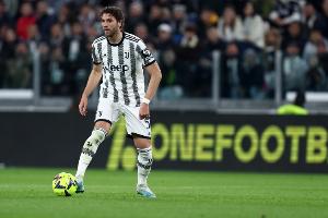 洛卡特利：我们充满斗志，为这场比赛做好了准备，目标是全取三分