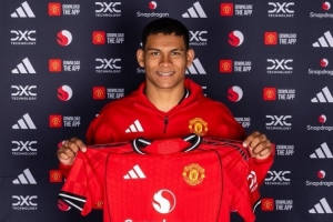 记者：迭戈·莱昂冬窗可能外租离队，球员愿离开曼联寻求出场机会