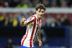 记者：巴萨有意阿尔瓦雷斯，已与马竞就此进行接触