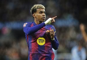 每体：亚马尔ins没关注梅西且不点赞，引发球迷对二人关系猜测