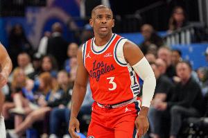 保罗将退役！卡尔：控卫主导比赛的时代结束了 2345号位都能组织