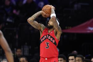 罚球4中1不应该！莺歌半场12中7&三分5中2砍下17分3板