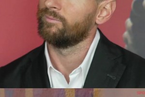 梅西听到巴萨球迷给他的留言后快哭了