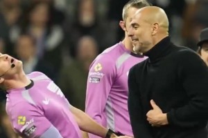 可能只有AI才能表达出瓜迪奥拉对裁判的心情吧，这也太搞了！